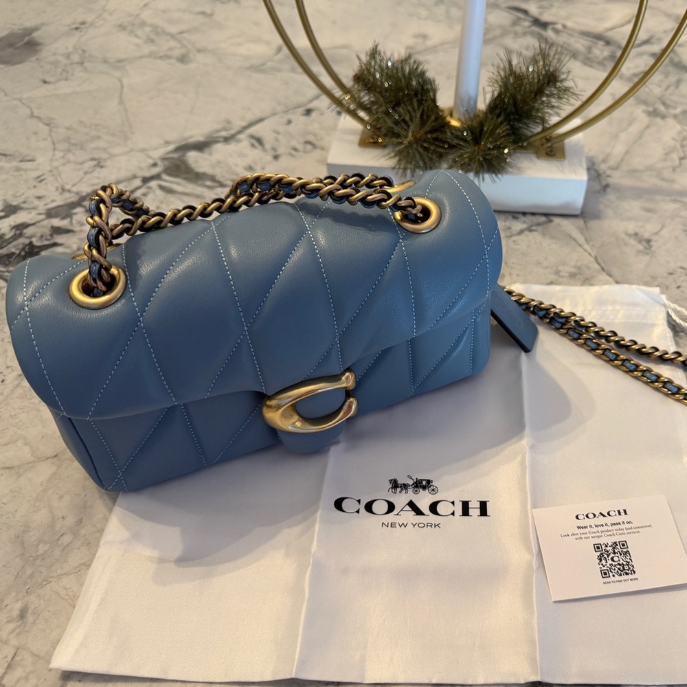 AUTHENTIC Coach Tabby 20 Quilted Leather Crossbody Handbag
